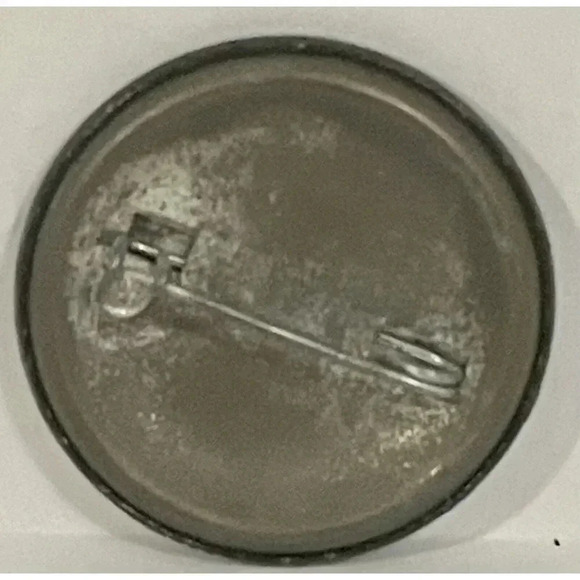 Vintage “Mellow Out” Pin Pinback Button 1.5” - Picture 2 of 3